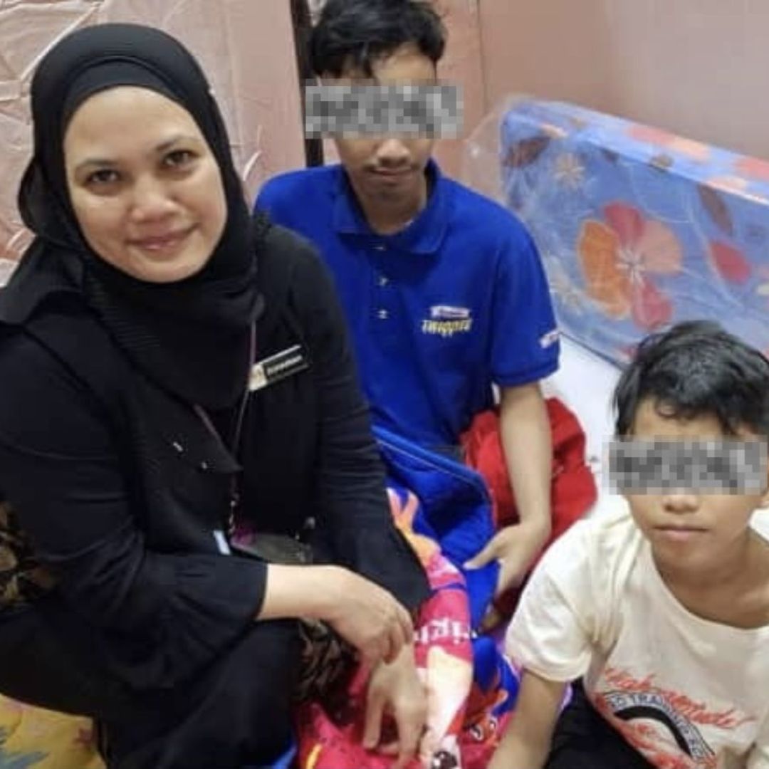 Kunjung Bantu Murid Berkeperluan Pendidikan Khas (MBPK) Terjejas Bencana Letupan Gas Putra Heights