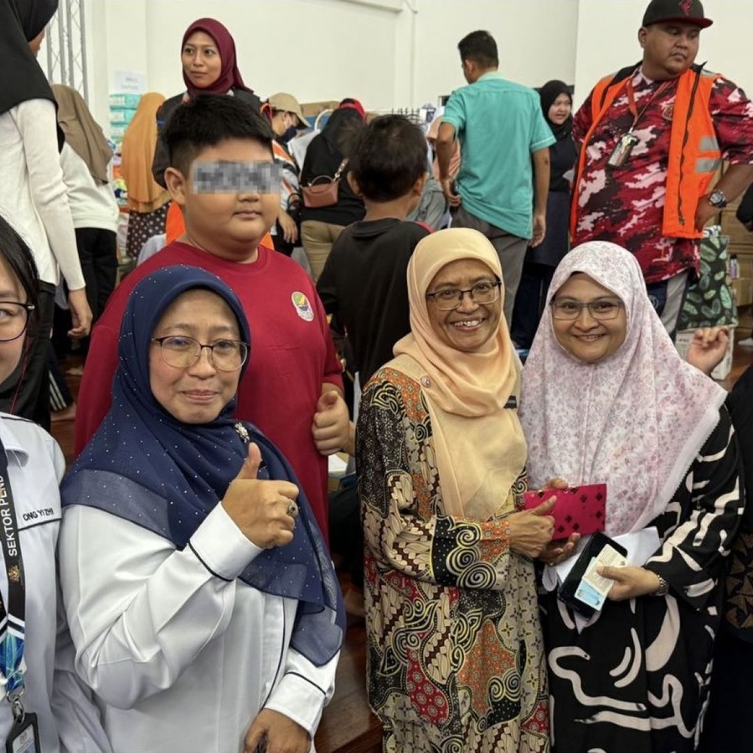 Kunjung Bantu Murid Berkeperluan Pendidikan Khas (MBPK) Terjejas Bencana Letupan Gas Putra Heights