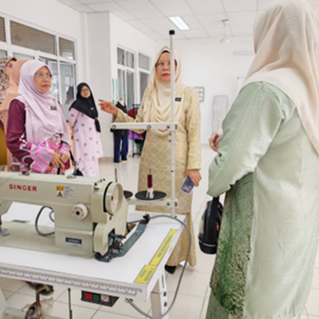 Kunjung Bantu Pengarah Bahagian Pendidikan Khas ke Program Pendidikan Khas Integrasi (PPKI) Labuan